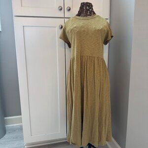 Universal Thread | Midi Short Sleeve Babydoll T-Shirt Dress | Sage Green | Large